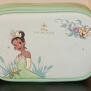 NWT Impressions Tiana Cosmetic bag